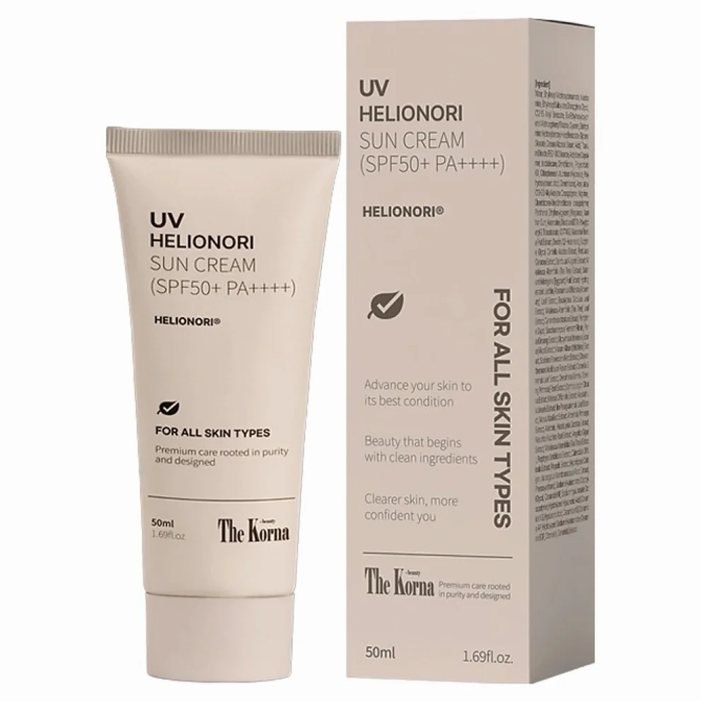 더코나 헬리오노리 수분 투명 UV 선에센스 SPF50+ PA++++